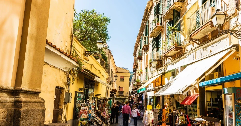 Best Malls and Shopping Spots in and Around Piazza Armerina, Italy