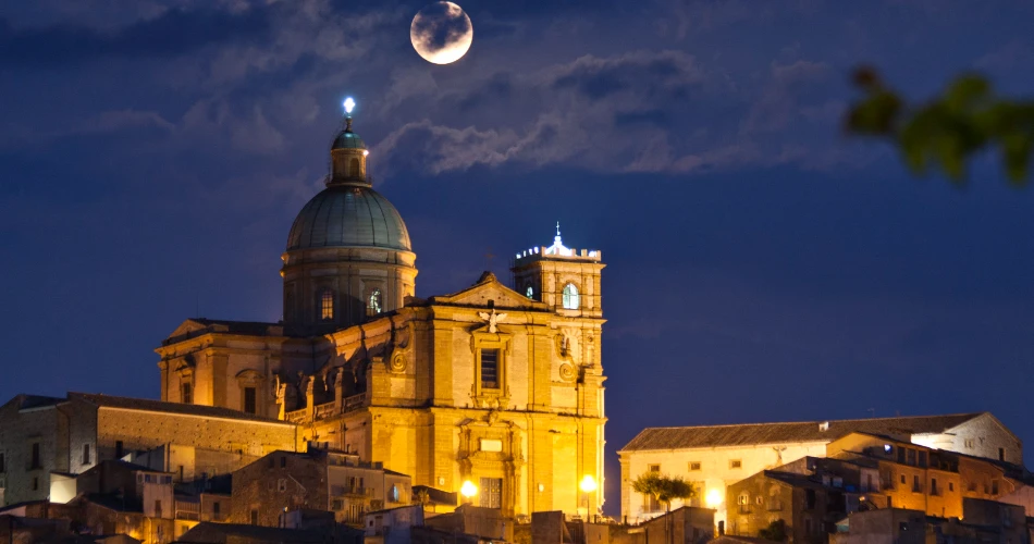 Best Malls and Shopping Spots in and Around Piazza Armerina, Italy
